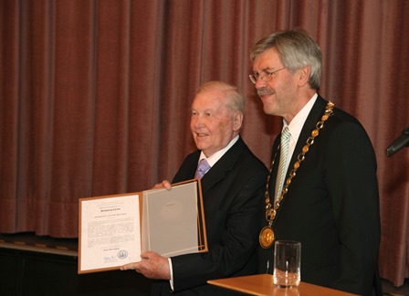 Verleihung der Ehrenmedaille an Prof. Lücke